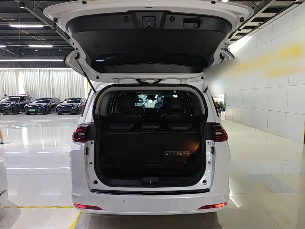 GAC Motor Trumpchi M6 — миниатюра 19