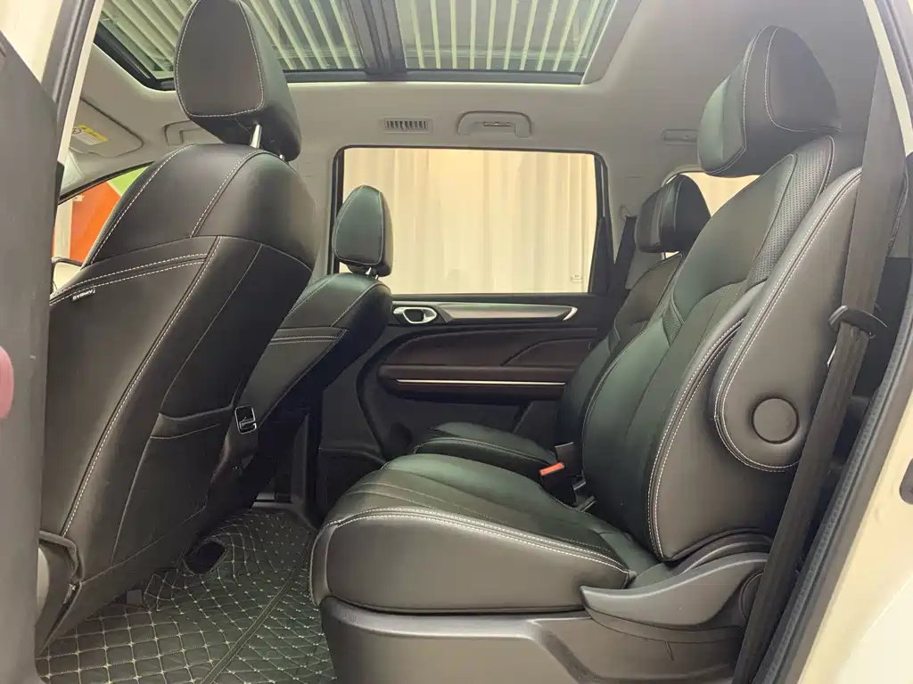 GAC Motor Trumpchi M6 — миниатюра 9