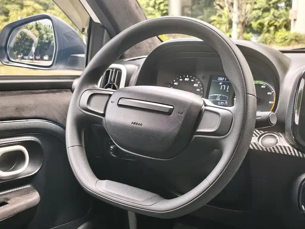 Roewe Clever — миниатюра 20