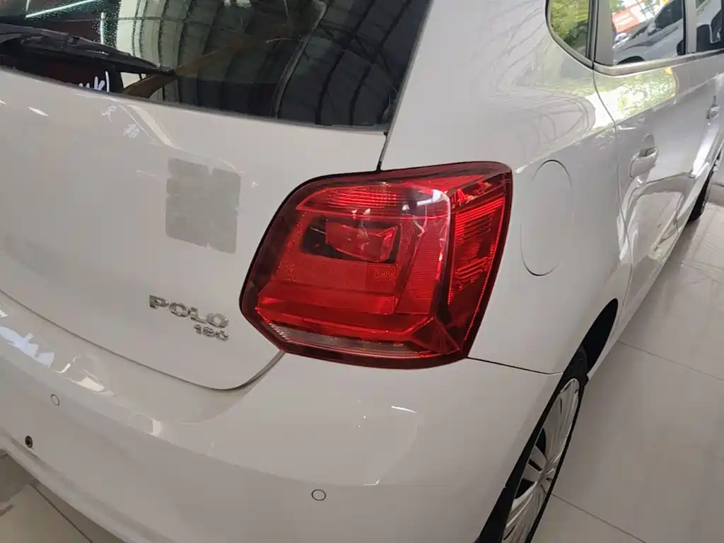 Volkswagen Polo — миниатюра 8