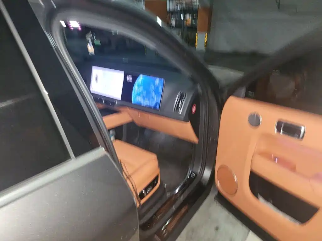 Li Auto Li L8 — миниатюра 20