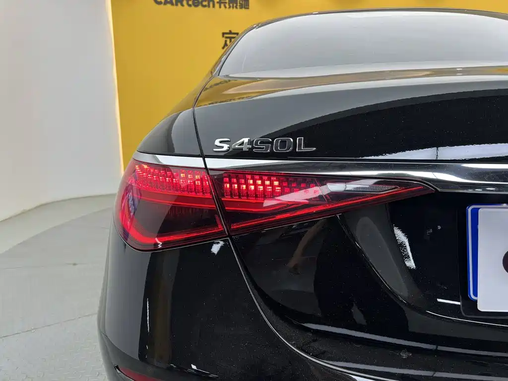 Mercedes-Benz S-Class — миниатюра 9