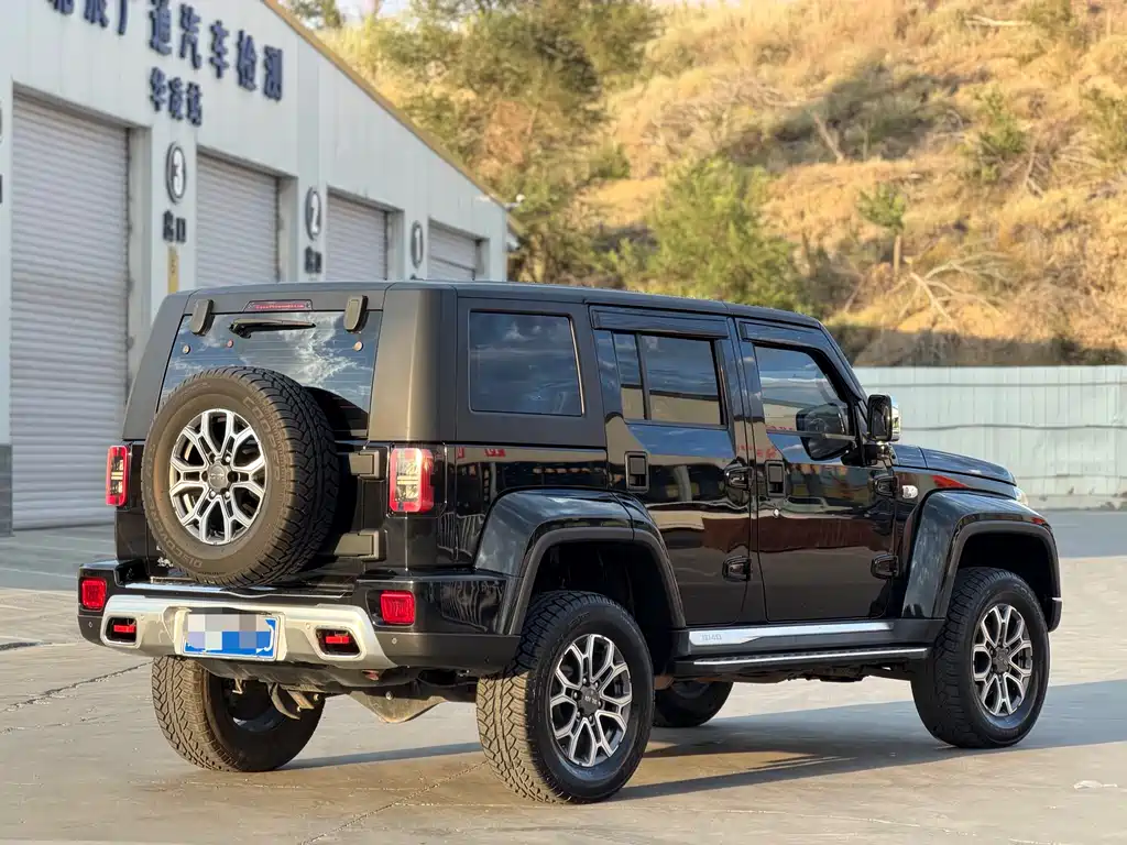 BAIC BJ40 2023 2.0T AT