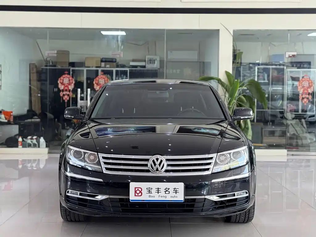 VOLKSWAGEN PHAETON