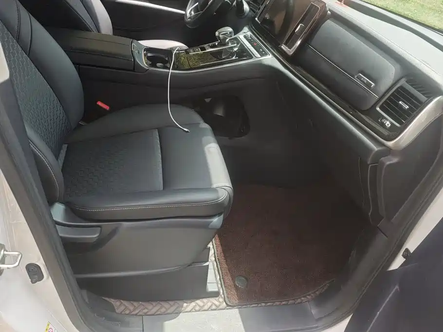 GAC Motor Trumpchi M8 — миниатюра 8