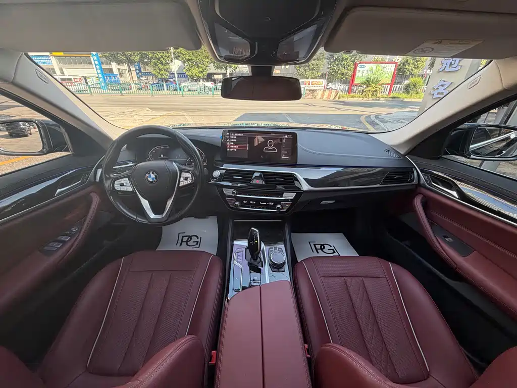 BMW 5 Series 5 2022 525Li Luxury