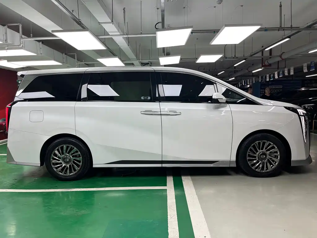 GAC Motor Trumpchi M8 — миниатюра 4