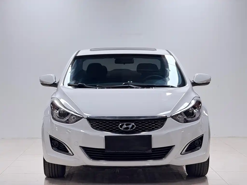 Hyundai Elantra Langdong — миниатюра 3