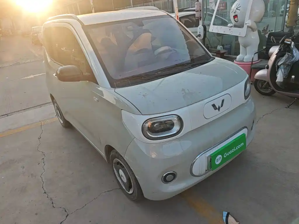 Wuling MINIEV — миниатюра 4