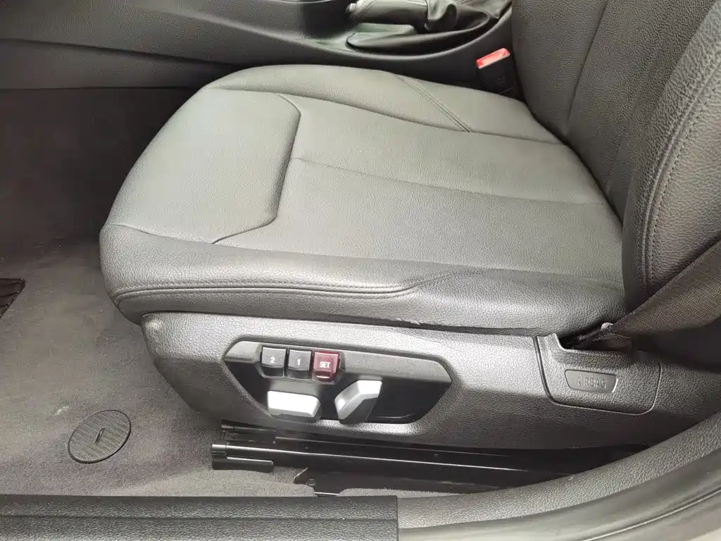 BMW 3 Series — миниатюра 20