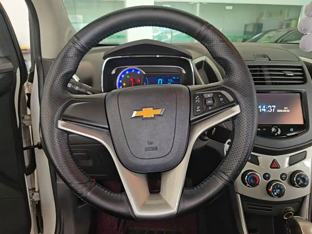 Chevrolet Trax — миниатюра 11