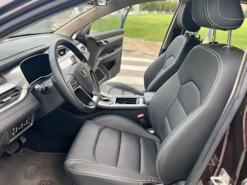 Geely Emgrand — миниатюра 11