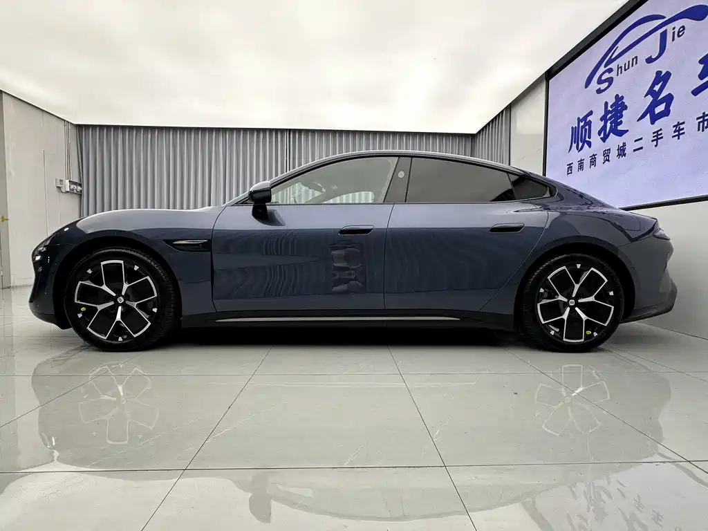 XIAOMI CAR XIAOMI SU7