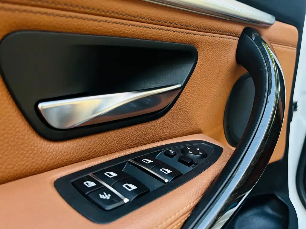 BMW 3 Series GT — миниатюра 14