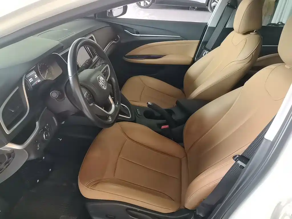Buick Excelle — миниатюра 15