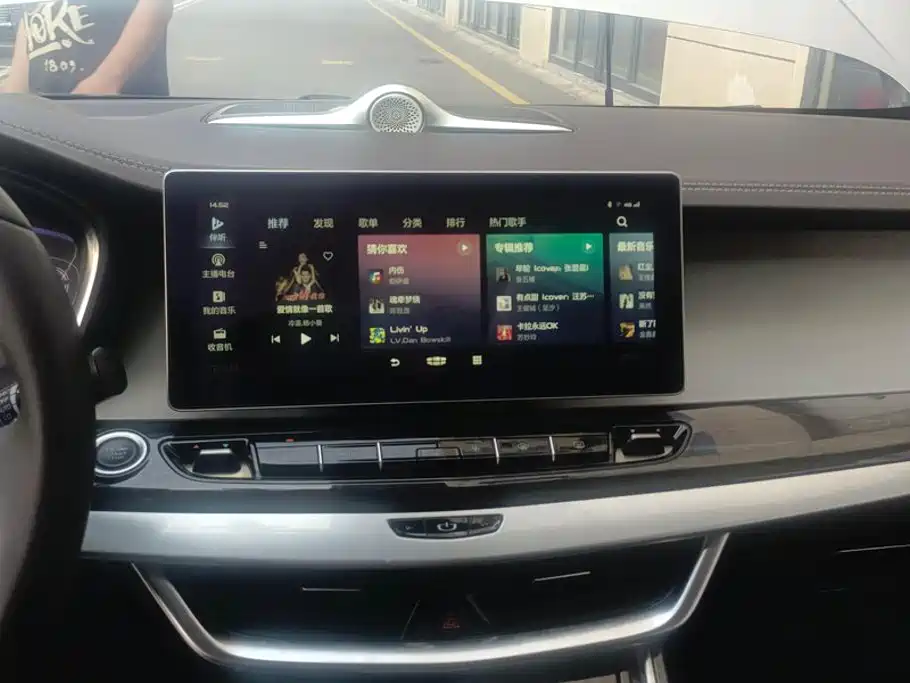 Geely Jia Ji — миниатюра 13