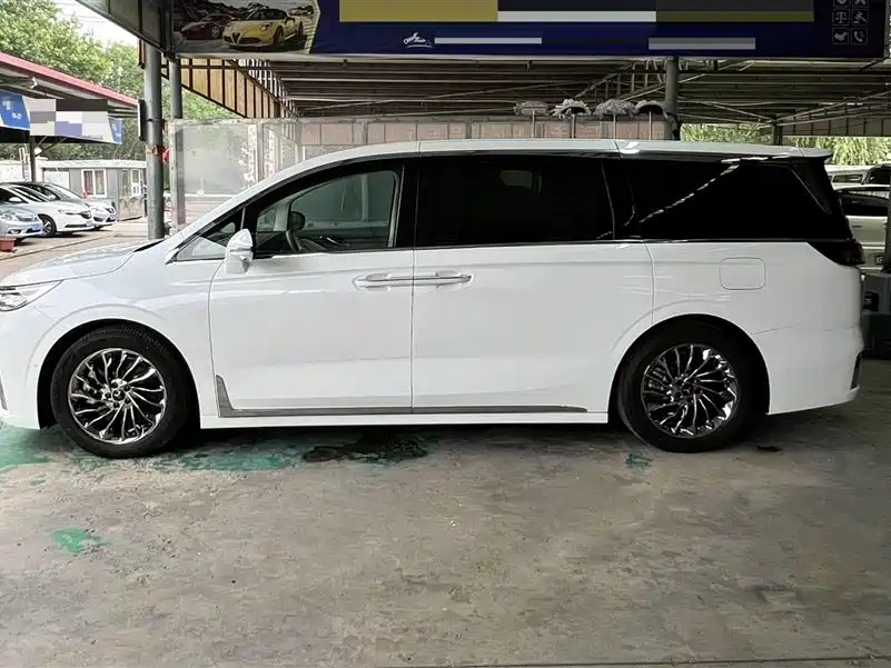 LANTU AUTOMOBILE LANTU DREAMER