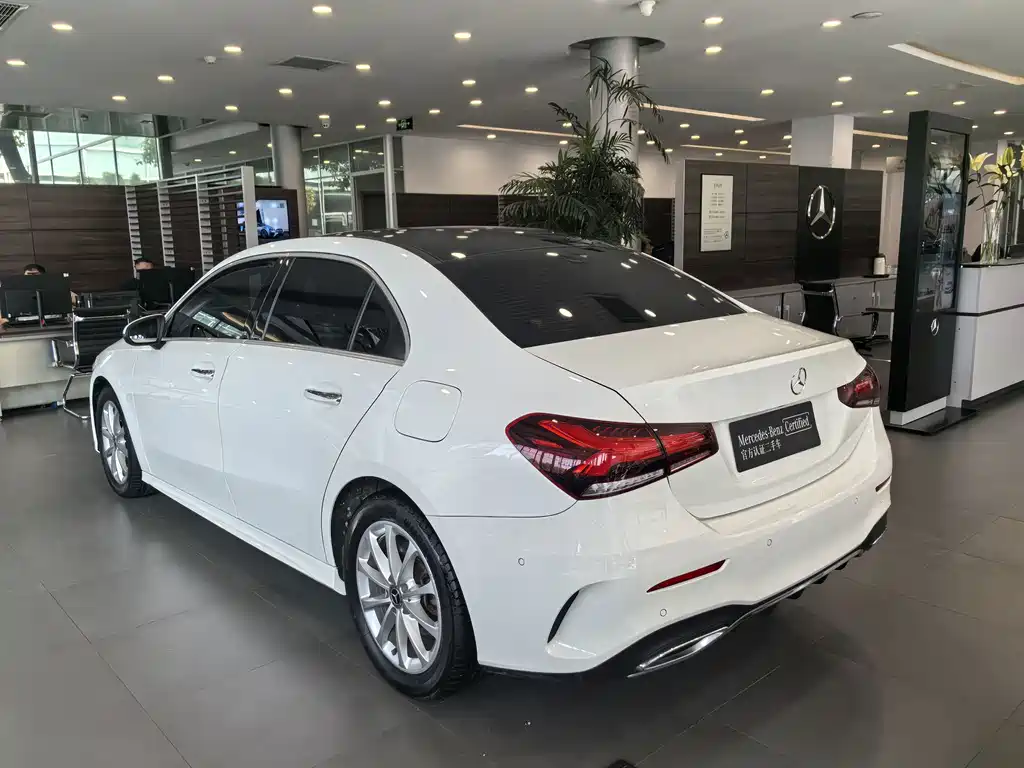 Mercedes-Benz A-Class — миниатюра 3