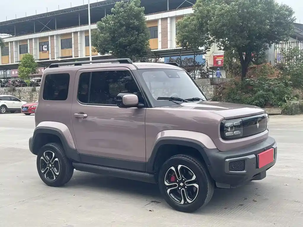 Baojun Yueye — миниатюра 3