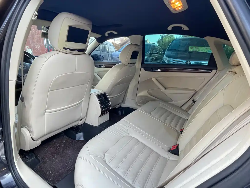 Volkswagen Passat — миниатюра 9