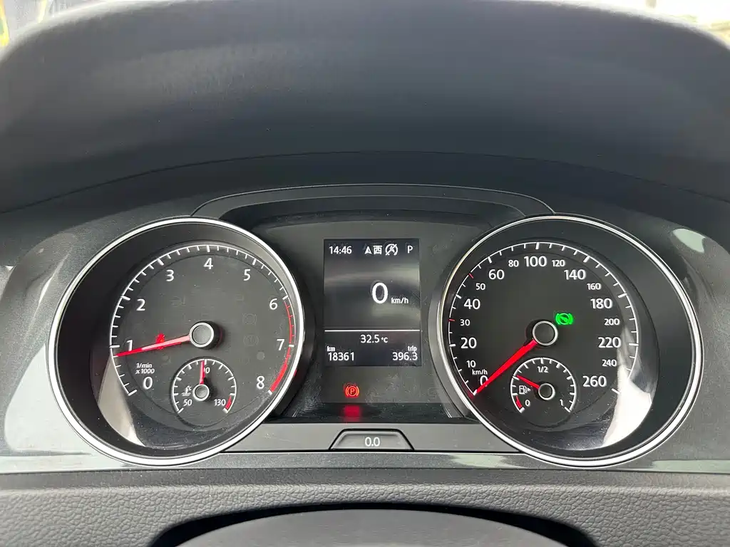 Volkswagen Golf — миниатюра 10