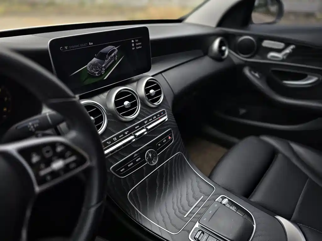 Mercedes-Benz C-Class (Import) — миниатюра 11