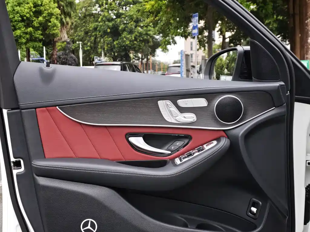 Mercedes-Benz GLC Coupe — миниатюра 10
