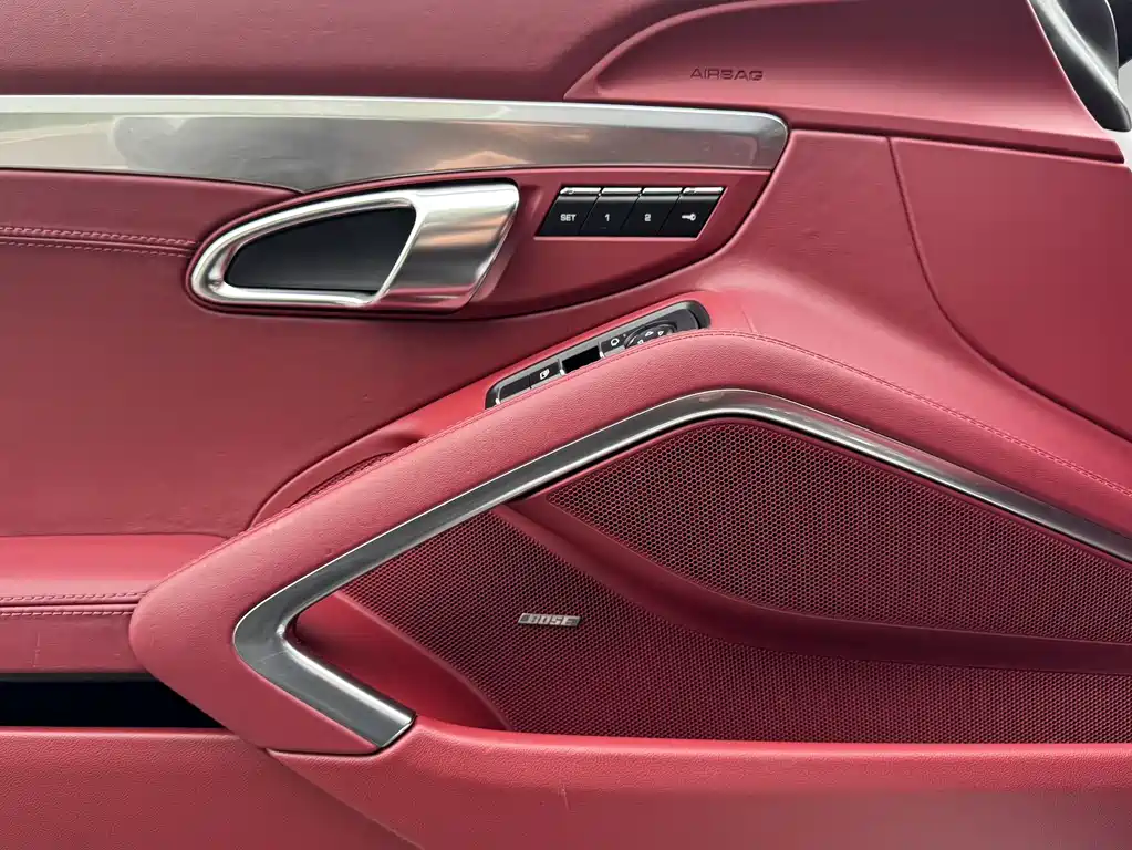 Porsche 718 2018 Cayman 2.0T