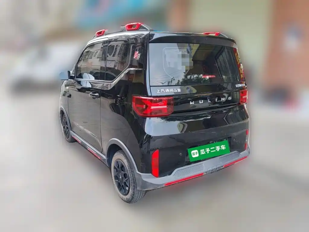 Wuling MINIEV — миниатюра 6