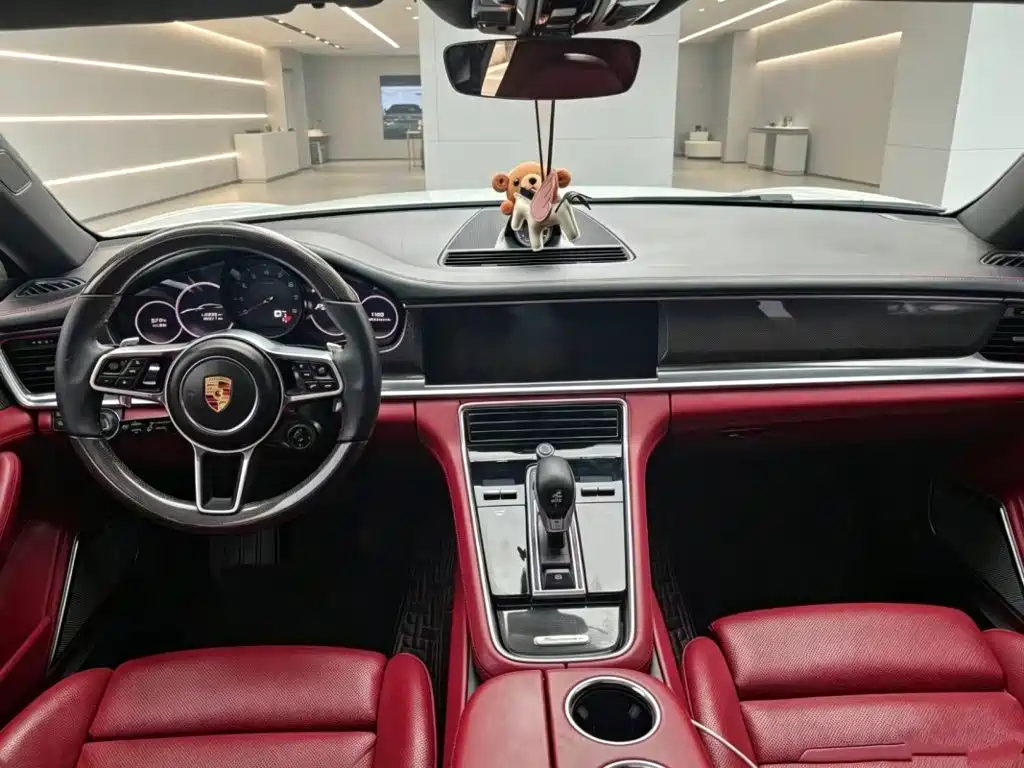 Porsche Panamera — миниатюра 5