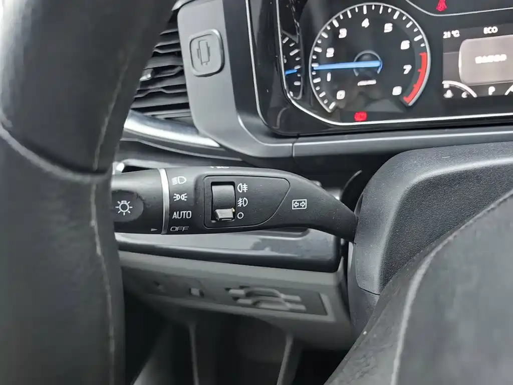 Ford Transit — миниатюра 21