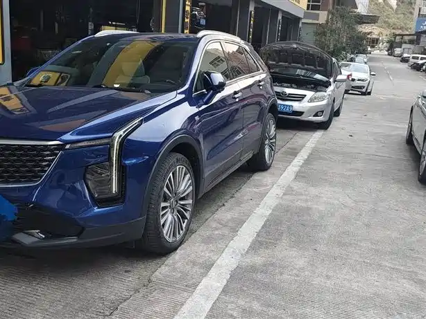 Cadillac XT4 2024