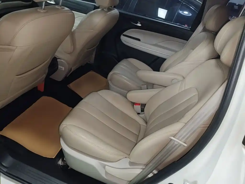 GAC Motor Trumpchi M6 — миниатюра 17