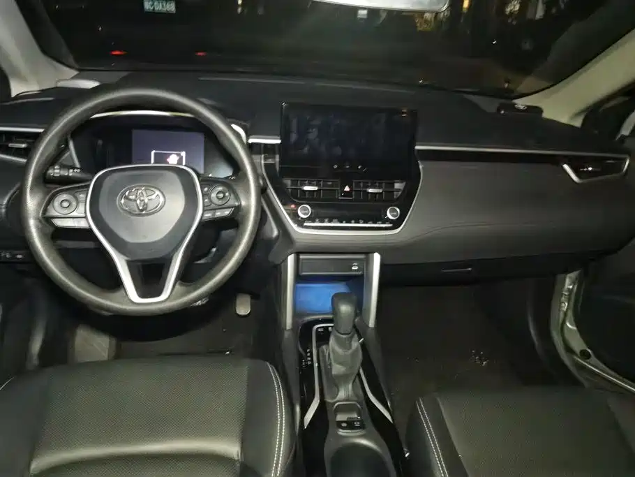 Toyota Frontlander — миниатюра 12