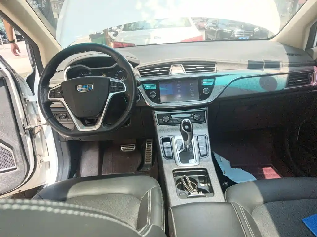 Geely Emgrand GS — миниатюра 10