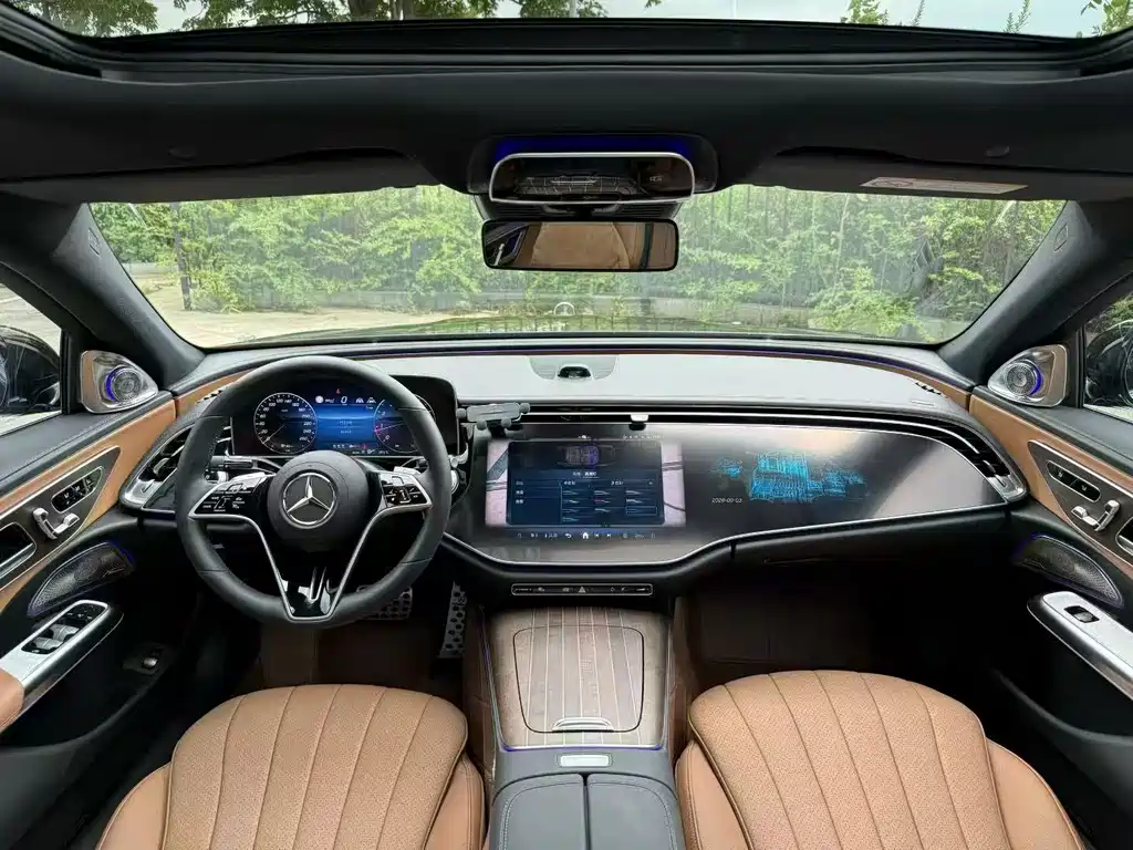 Mercedes-Benz E-Class — миниатюра 4