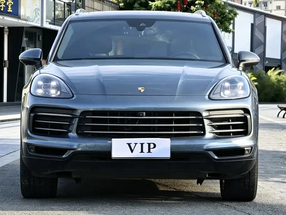 Porsche Cayenne — миниатюра 2