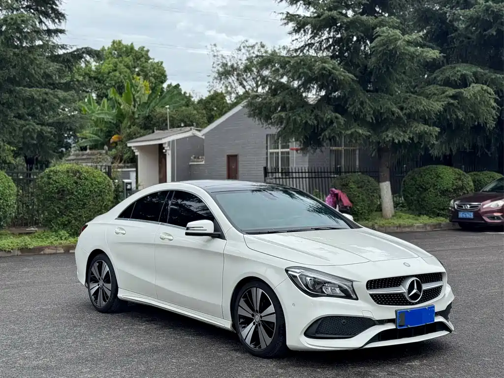 Mercedes-Benz CLA (Import)