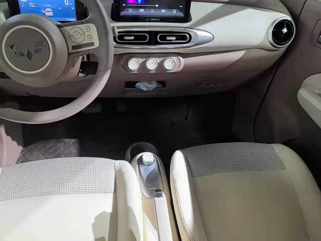 Wuling MINIEV — миниатюра 14