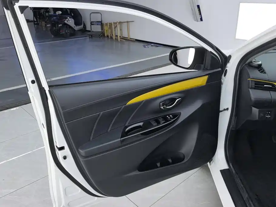 Toyota Vios FS — миниатюра 7