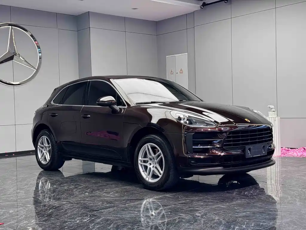 Porsche Macan — миниатюра 3