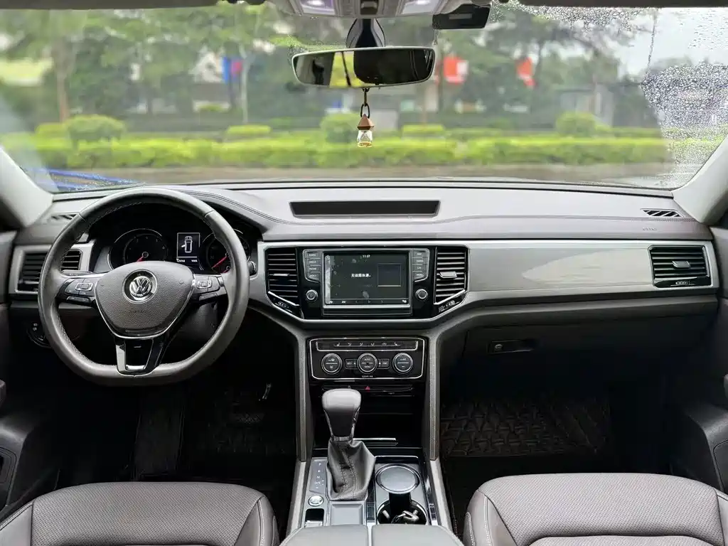Volkswagen Teramont — миниатюра 6