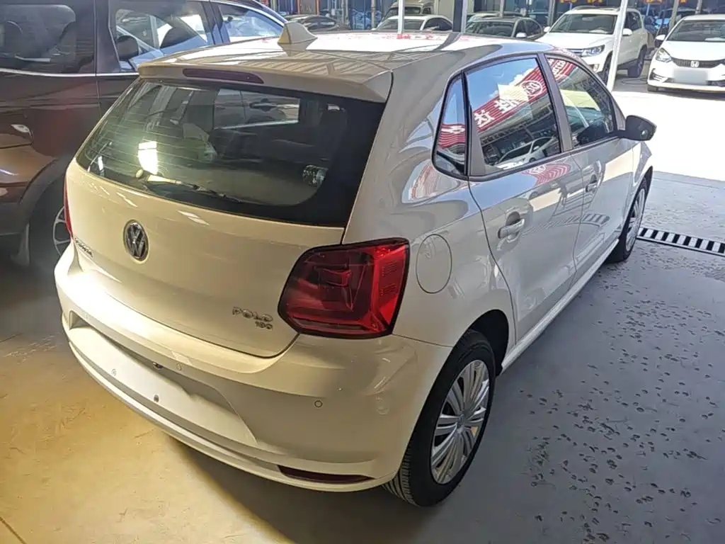 Volkswagen Polo — миниатюра 7