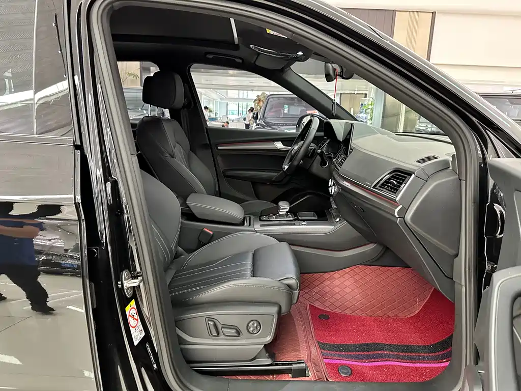 Audi Q5L — миниатюра 30