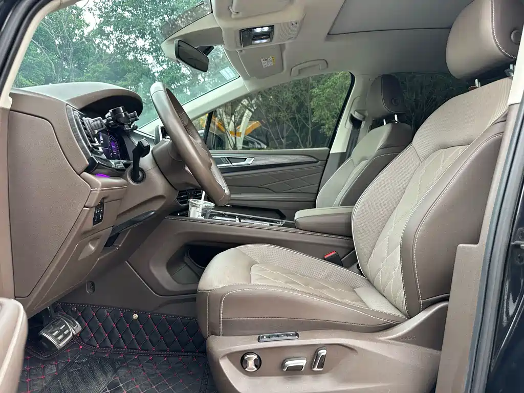 Volkswagen Viloran 2023 380TSI Luxury