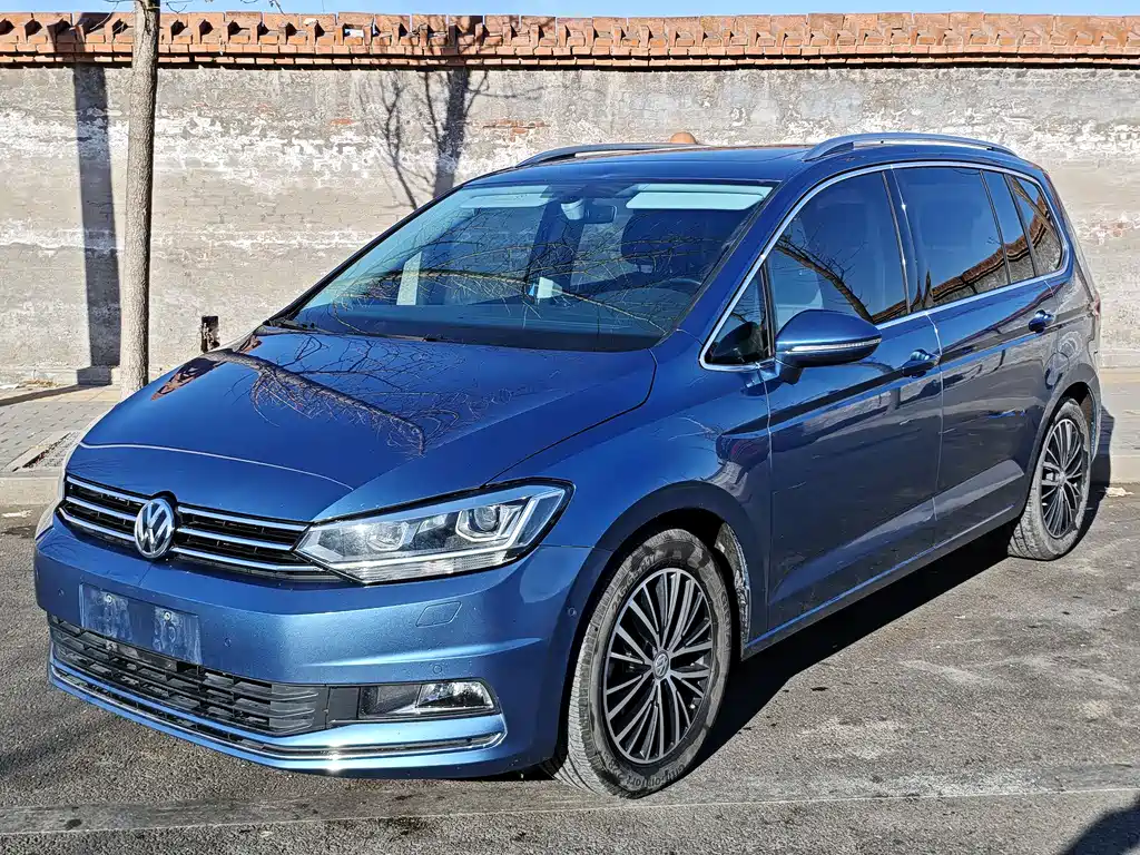 Volkswagen Touran 2016