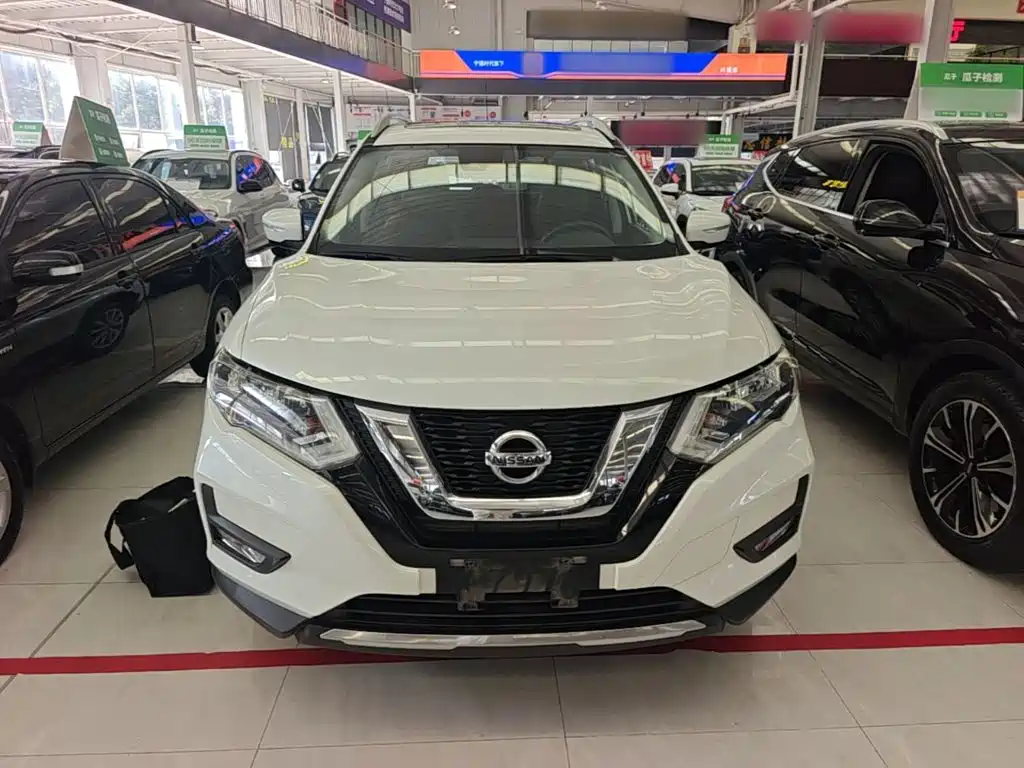 Nissan X-Trail — миниатюра 3