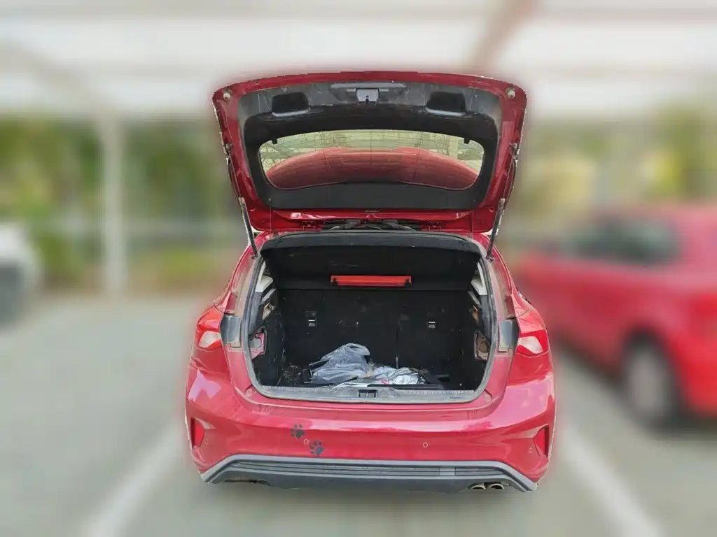 Ford Focus — миниатюра 10