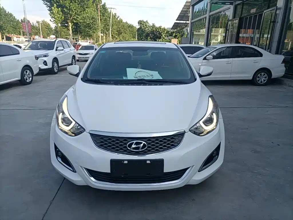 Hyundai Elantra Langdong — миниатюра 3