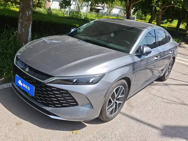 2025 BYD Qin